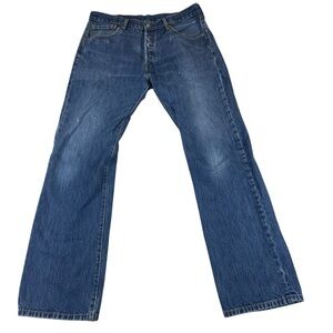 Levi’s 501 mens jeans original fit buttonfly size 34/31 some paint splatter